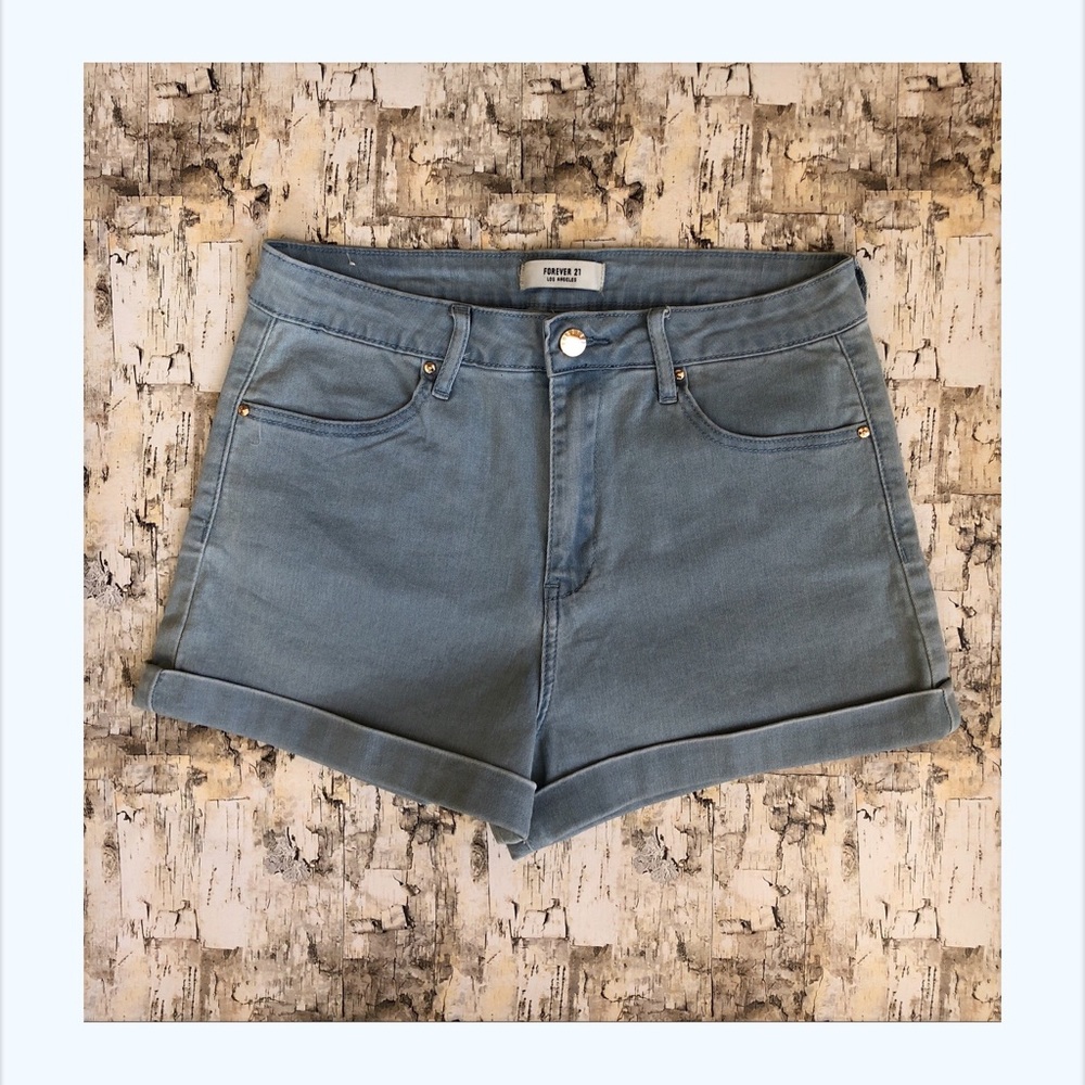 High Waist cuffed short light denim